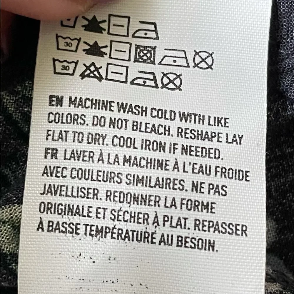 American Eagle Boho Chic Blue Floral Off the Shoulder Flowy Top Cold Shoulder - Picture 9 of 9